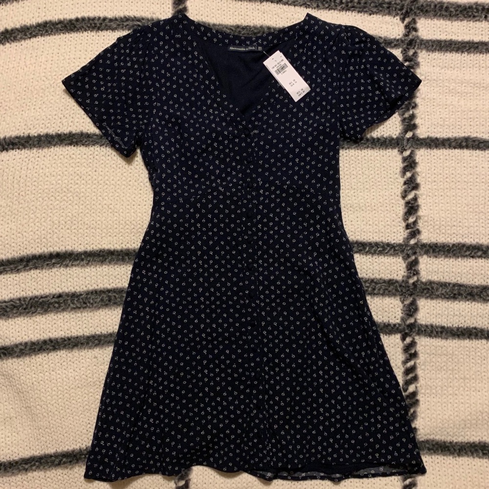 Abercrombie & Fitch Navy Floral Button Up Dress